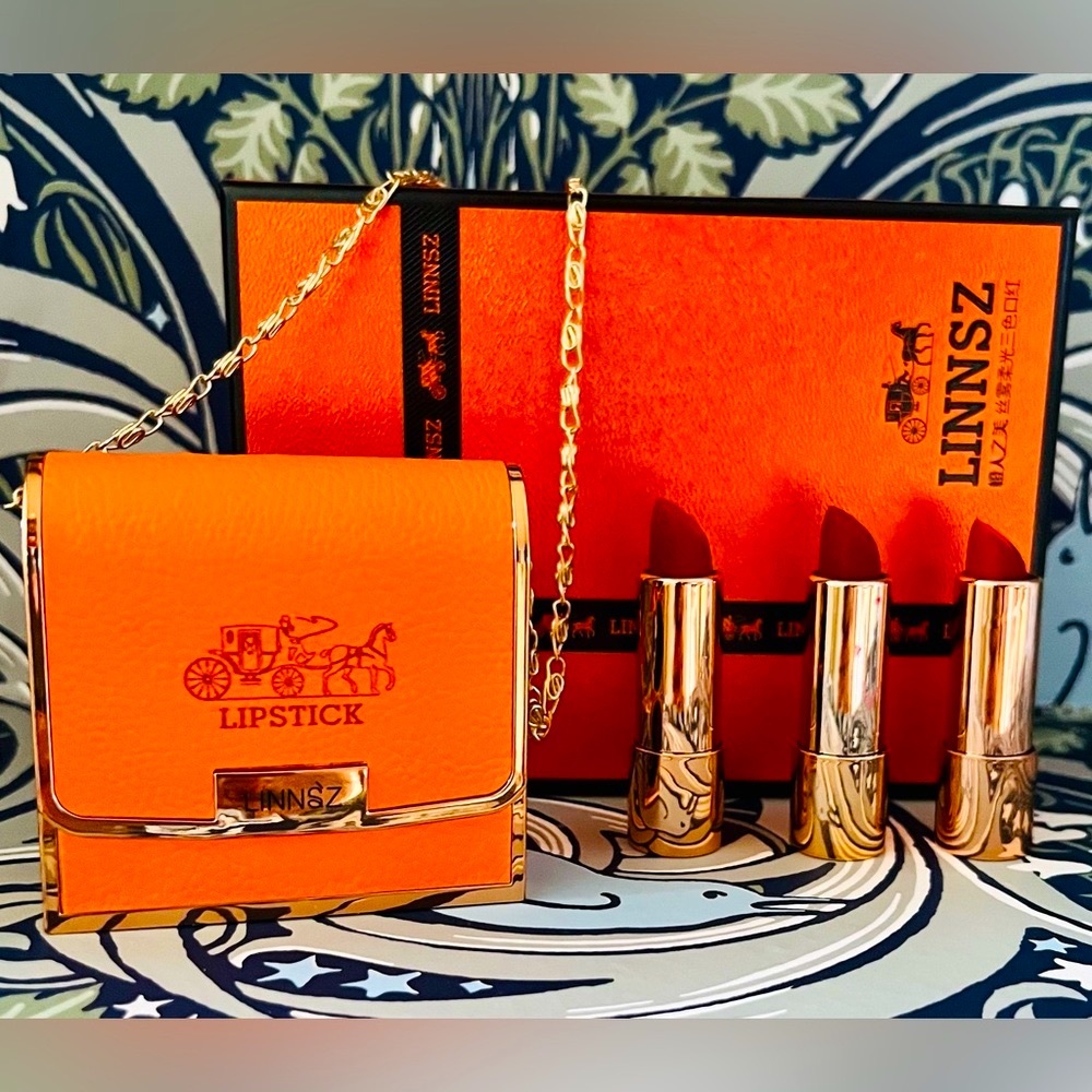 Matte Lipstick Set -3 colors with Orange chain bag package